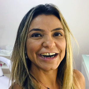 Renata Simão Saadi