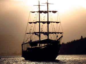 Barco pirata em Bombinhas